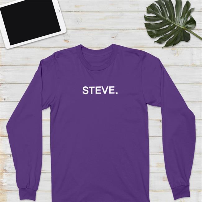 Luke Stuckmeyer Wearing Steve Shirts