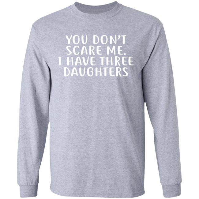 Derek Jeter You Don't Scare Me I Have 3 Daughters Hoodie