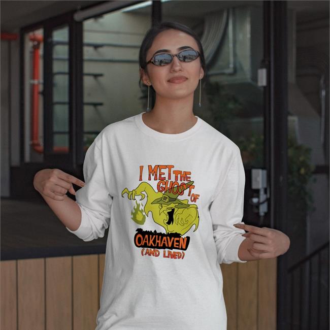 Scooby-Doo And The Witch's Ghost Tee Shirts