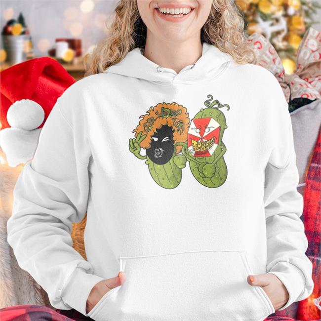 That Umbrella Guy Merch Pickle Family Tug Life 4 Eva New Shirt