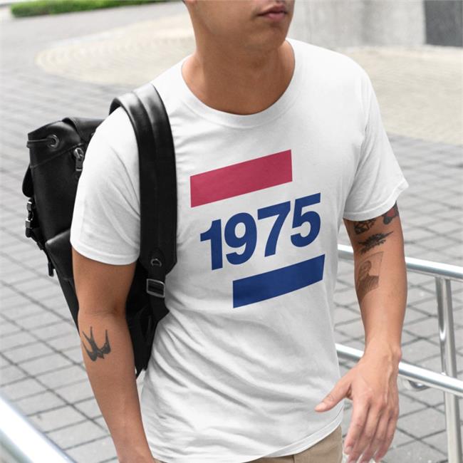 Taika Waititi Wearing 1975 American Flag T Shirts Taika Waititi Wearing American Flag 1975Hoodie